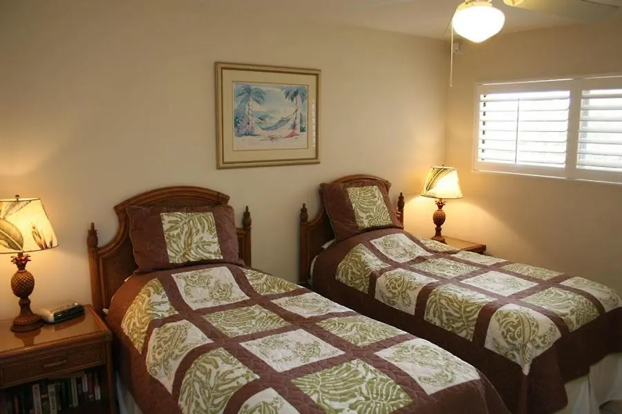 Kihei Beach, #402 Condo 0*,